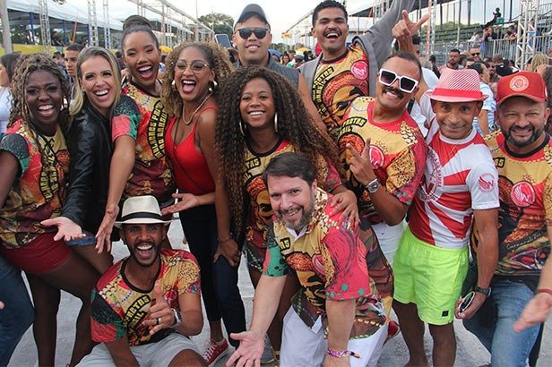 Acadêmicos da Asa Norte é Campeã do inusitado carnaval de Brasília 2023