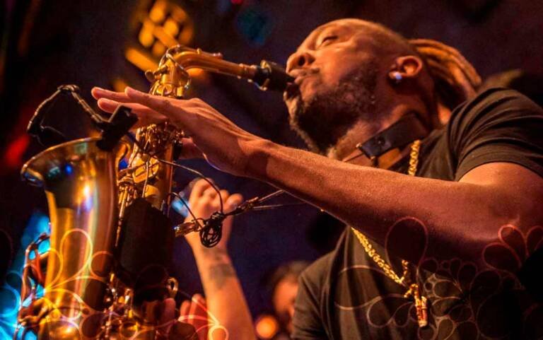 Agenda do pagode em SP: Chacal do Sax se apresenta nos principais palcos da Vila Madalena