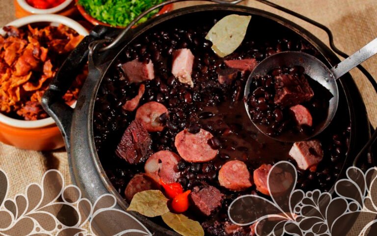 Império da Tijuca realiza feijoada com lançamento de enredo