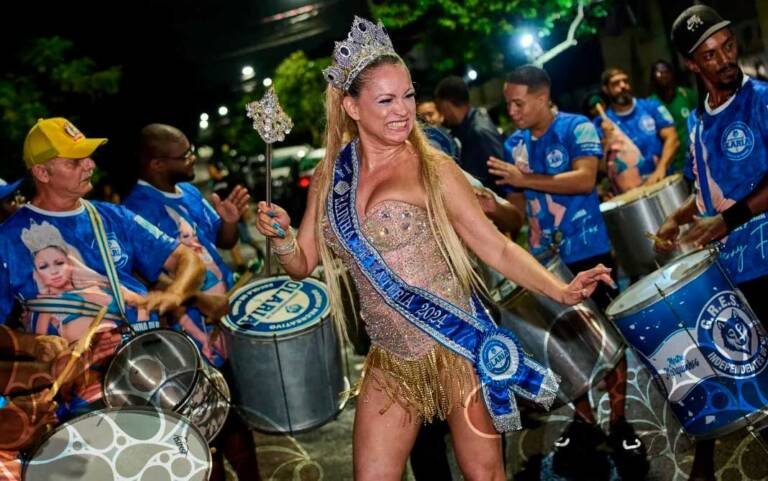 Independentes de Olaria divulga logo, título e sinopse do enredo do carnaval 2025