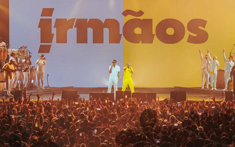 Seu Jorge e Alexandre Pires se apresentam no Espaço Unimed, espetáculo “Irmãos”